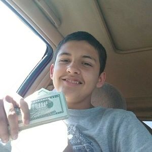 Meet your Posher, Victor